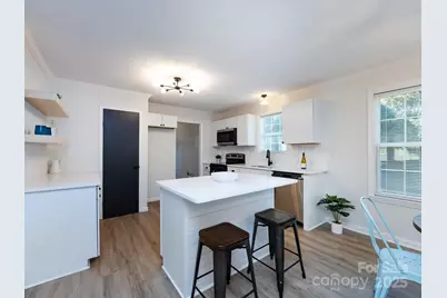 907 E 4th Avenue, Gastonia, NC 28054 - Photo 11