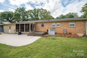 3508 Merry Oaks Ln, Dallas, NC 28034 - Photo 5