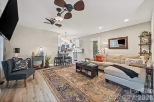 312 Flatrock St, Clover, SC 29710 - Photo 5