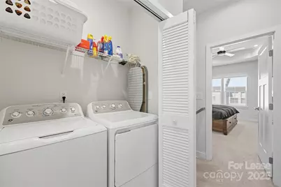 9226 Mallard Mills Drive, Charlotte, NC 28262 - Photo 15