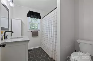 187 Oakridge Dr, Forest City, NC 28043 - Photo 15