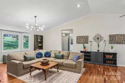 16 Amber Drive, Horse Shoe, NC 28742 - Photo 9