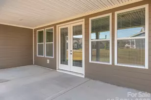 4423 Moxie Wy, Charlotte, NC 28215 - Photo 5