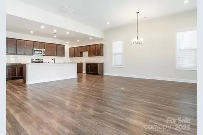 4423 Moxie Way, Charlotte, NC 28215 - Photo 9