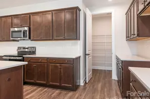 4423 Moxie Wy, Charlotte, NC 28215 - Photo 11