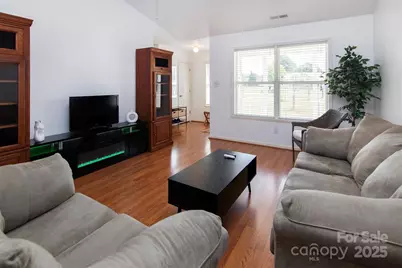 103 Bluebird Court, Rockingham, NC 28379 - Photo 5