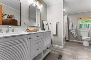 25 Overbrook Dr, Saluda, NC 28773 - Photo 19