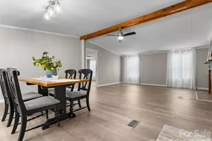 25 Overbrook Dr, Saluda, NC 28773 - Photo 9