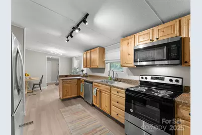 25 Overbrook Drive, Saluda, NC 28773 - Photo 9