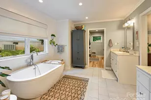 110 Aurora Dr, Asheville, NC 28805 - Photo 27