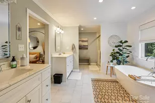 110 Aurora Dr, Asheville, NC 28805 - Photo 25