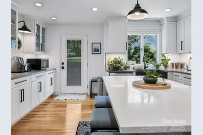 110 Aurora Drive, Asheville, NC 28805 - Photo 17