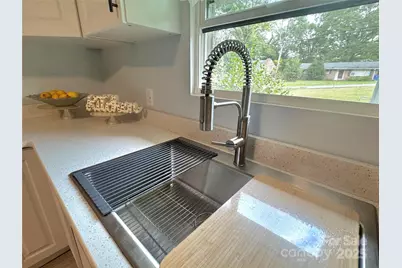 128 Applewood Lane, Spartanburg, SC 29307 - Photo 9