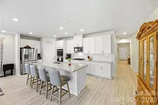 2023 Merida St, Charlotte, NC 28214 - Photo 9