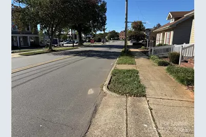 233 Davie Avenue, Statesville, NC 28677 - Photo 3