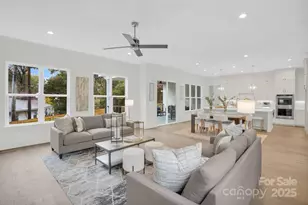 4918 Buckingham Dr, Charlotte, NC 28209 - Photo 15