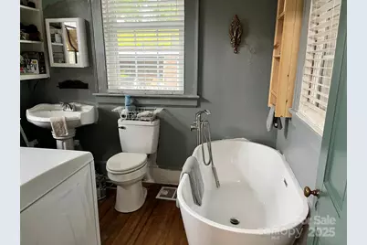 423 E Main Street, Conway, NC 27820 - Photo 23