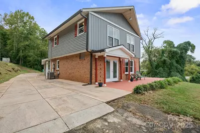 801 N Grove Street, Lincolnton, NC 28092 - Photo 3