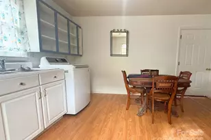 801 N Grove St, Lincolnton, NC 28092 - Photo 33