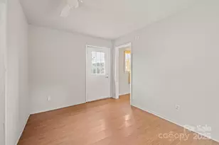 801 N Grove St, Lincolnton, NC 28092 - Photo 37