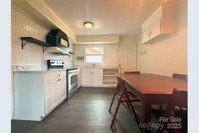 801 N Grove Street, Lincolnton, NC 28092 - Photo 7