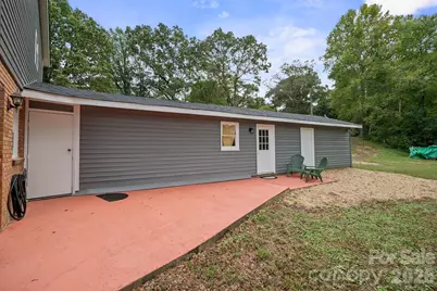 801 N Grove Street, Lincolnton, NC 28092 - Photo 5