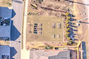 560 Sweet Birch Park Ln, Black Mountain, NC 28711 - Photo 39