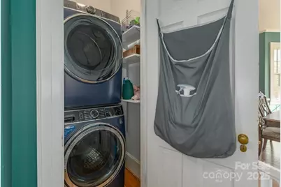 300 Morgan Street, Marion, NC 28752 - Photo 11