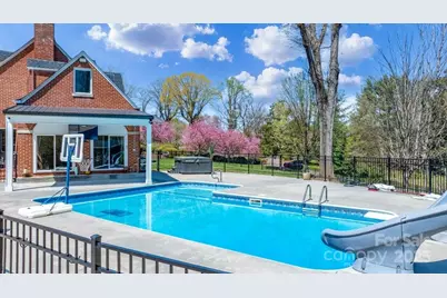 300 Morgan Street, Marion, NC 28752 - Photo 29