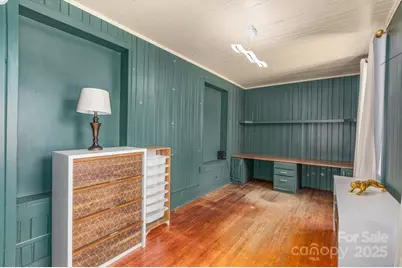 300 Morgan Street, Marion, NC 28752 - Photo 13