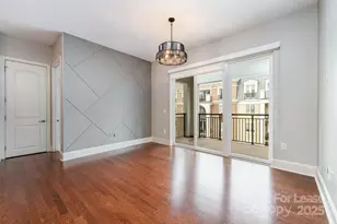 4625 Piedmont Row Dr, Charlotte, NC 28210 - Photo 3