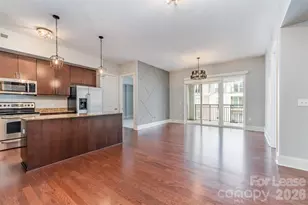 4625 Piedmont Row Dr, Charlotte, NC 28210 - Photo 7