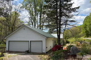 524 Clear Creek Rd, Burnsville, NC 28714 - Photo 3