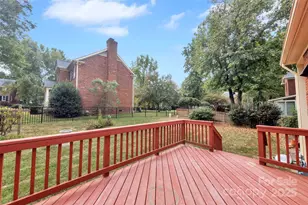 1401 Matthews Plantation Dr, Matthews, NC 28105 - Photo 37