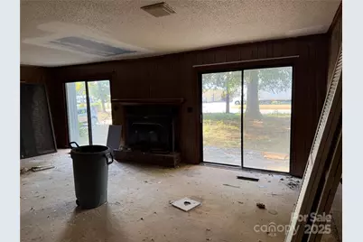 2824 W Black Creek Road, Florence, SC 29501 - Photo 23