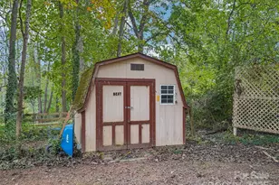 2 Cambridge Dr, Candler, NC 28715 - Photo 37