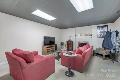 555 19th Avenue Lane NW, Hickory, NC 28601 - Photo 35