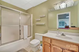 555 19th Ave Ln NW, Hickory, NC 28601 - Photo 37