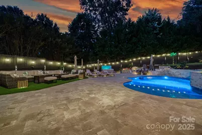 555 19th Avenue Lane NW, Hickory, NC 28601 - Photo 3