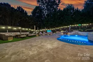 555 19th Ave Ln NW, Hickory, NC 28601 - Photo 3