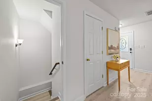 8200 Kerrybrook Cir, Charlotte, NC 28214 - Photo 17