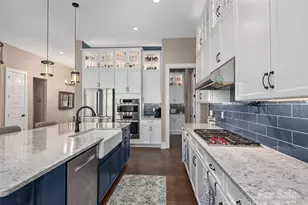 390 Dancing Bear Dr, Hendersonville, NC 28739 - Photo 11