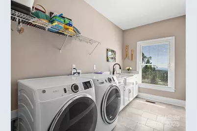 390 Dancing Bear Drive, Hendersonville, NC 28739 - Photo 27