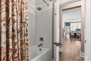 390 Dancing Bear Dr, Hendersonville, NC 28739 - Photo 15