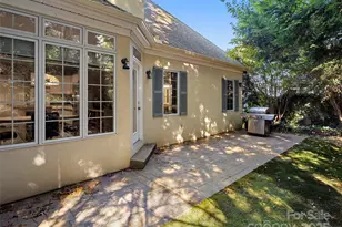 40 Tiverton Ln, Asheville, NC 28803 - Photo 25