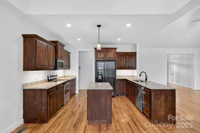 649 Sunny Slope Drive, Cowpens, SC 29330 - Photo 21