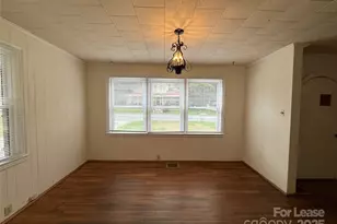 730 E Iredell Ave, Mooresville, NC 28115 - Photo 7