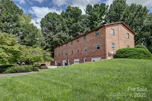 103 Oakwood Pl, Hendersonville, NC 28792 - Photo 27