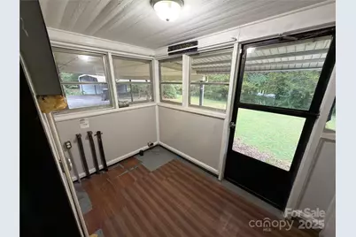 206 11th Street NE, Hildebran, NC 28637 - Photo 9