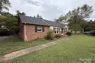 206 11th St N E, Hildebran, NC 28637 - Photo 3